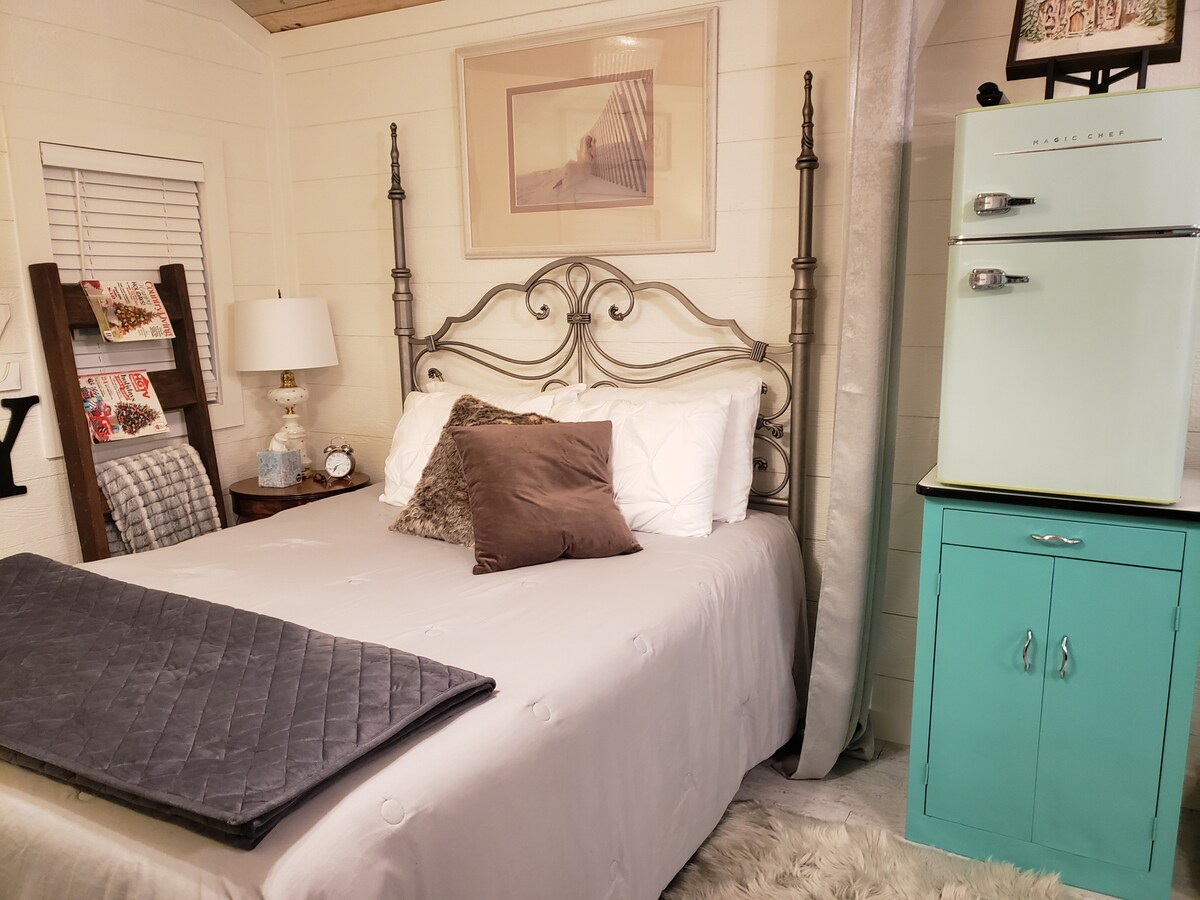 Shackin Up Tiny houses for Rent in Winfield, Alabama, United States