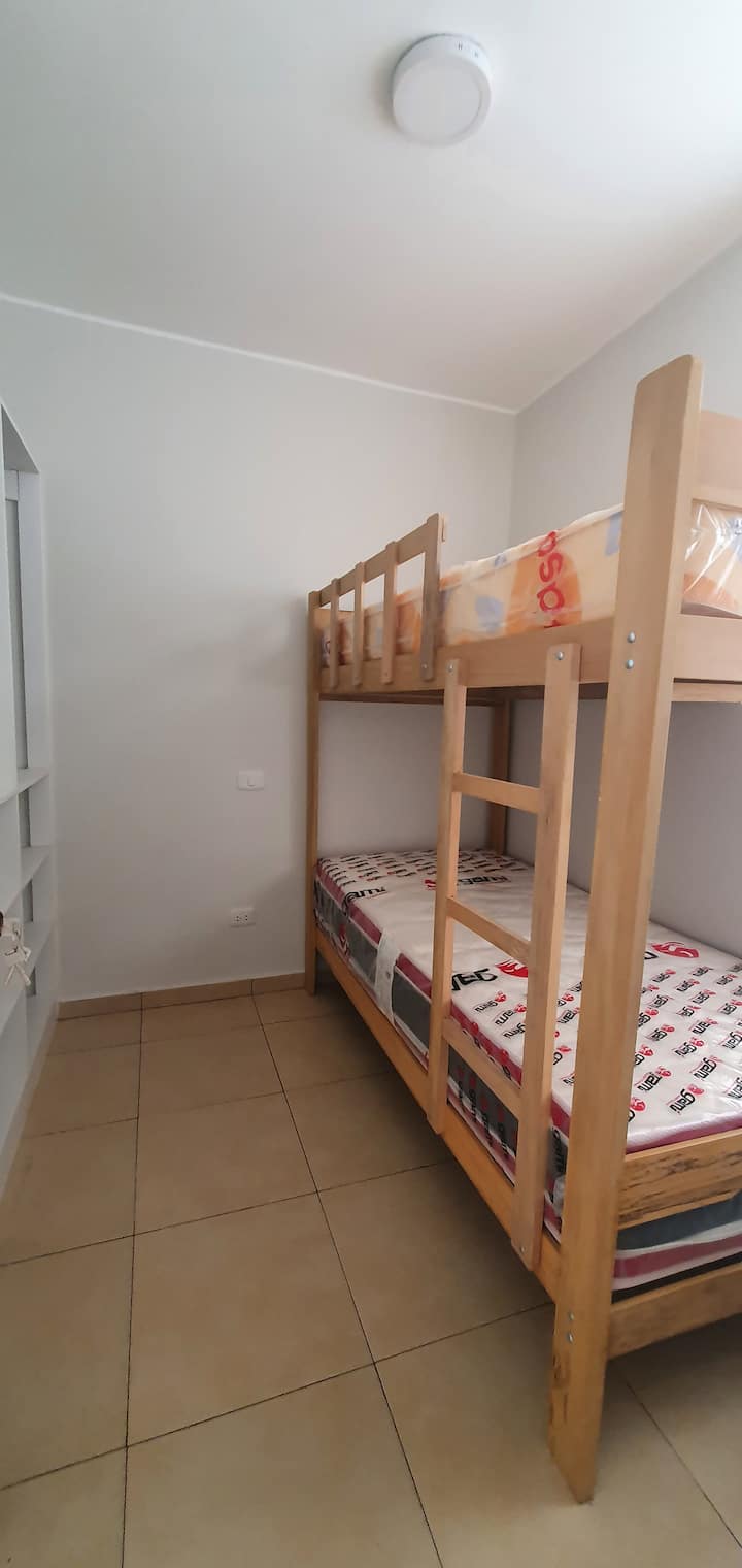 غرفة النوم 2