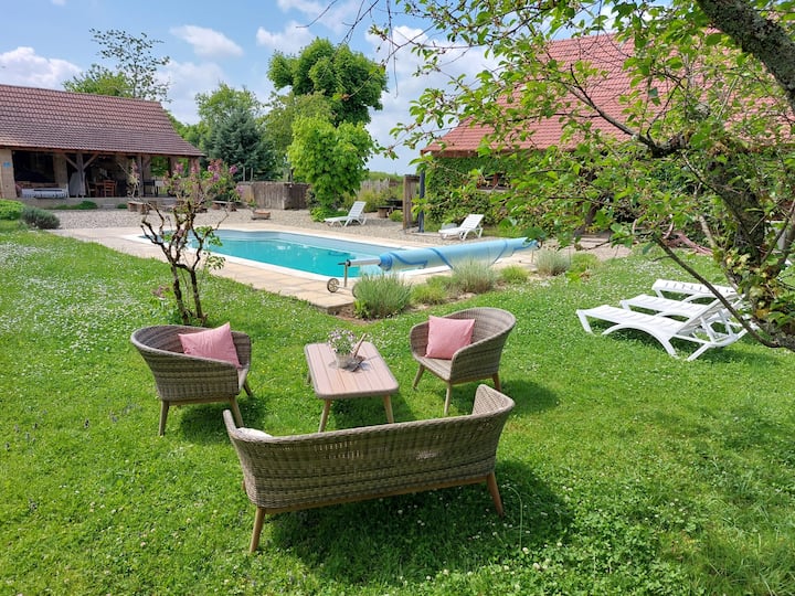 Vers La Cour - Zimmer Auf Ehemaligem Hof Mit Pool - Louhans