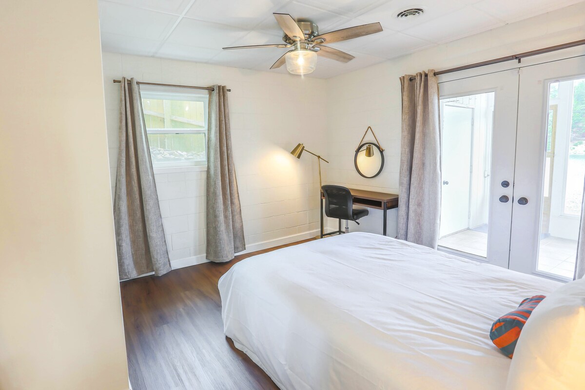 Dhomë gjumi në katin e poshtëm