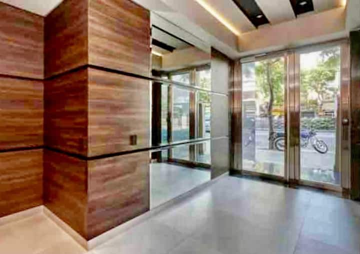 Designer studio apartment in Núñez