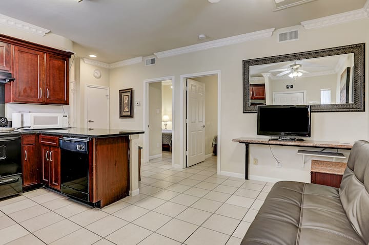Chinatown 2 Bedrooms With 4 Beds. Large Kitchen207 - Alief - Houston
