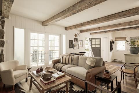 River House w/ Hot Tub | 15min DT + Skiing