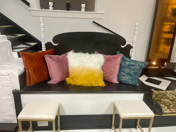 Prestige Collection, King Suite First Floor - St. Petersburg, FL