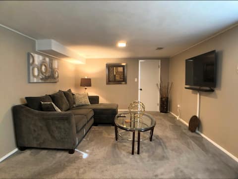 Cozy three bedroom home close to shopping and more