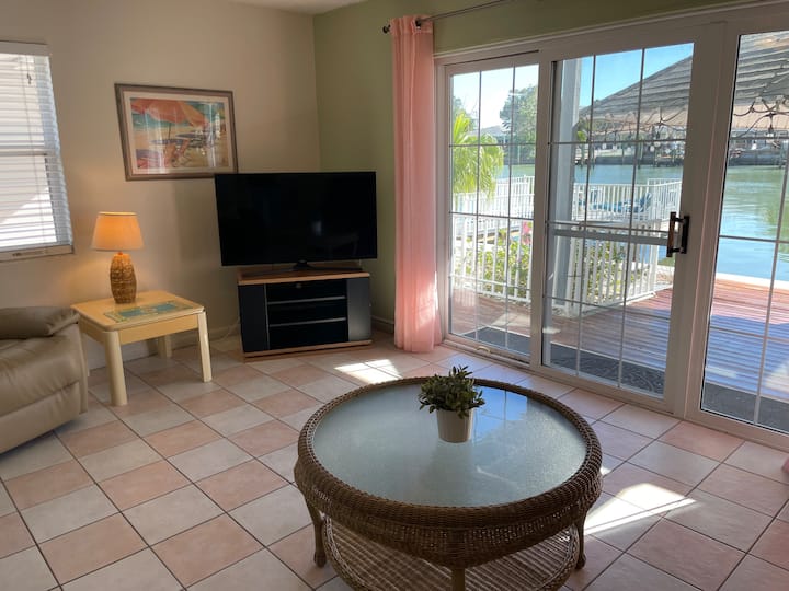 Parker Manor Water View 2 BR Apt Apartments for Rent in Clearwater