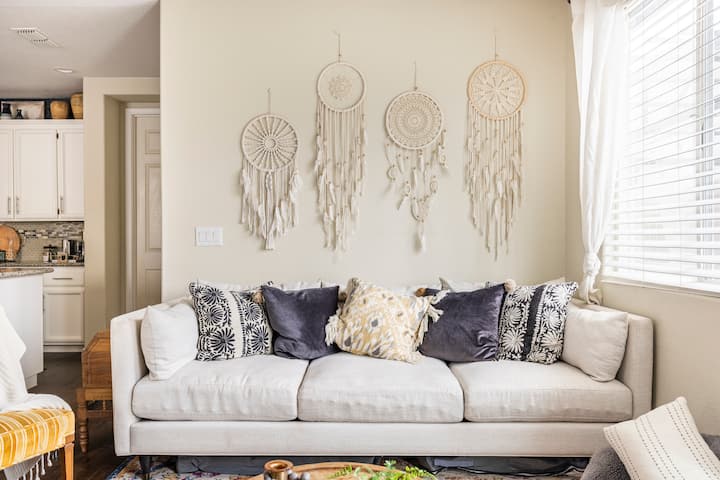 Cheerful Boho Bedroom - California