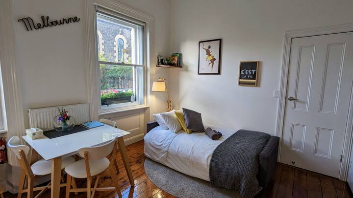 Fitzroy Heritage House Private 3-bed Apartment - ブランズウィック