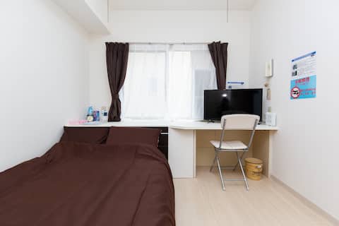 MV302 / 3 min Station / MAX 2 ppl / 1 studio