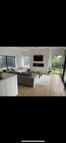 Family & entertainers delight gallery image 5