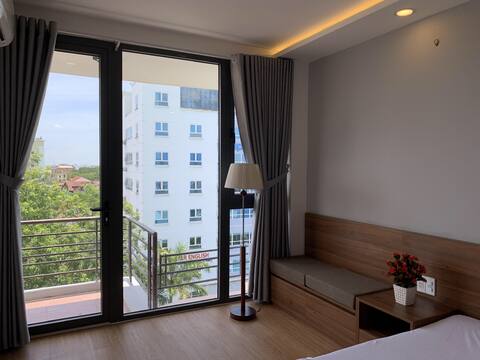 Downtown Hue walking street apartment