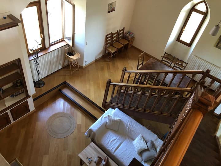 Château De Montpon - 10 Pers - Haute-Savoie