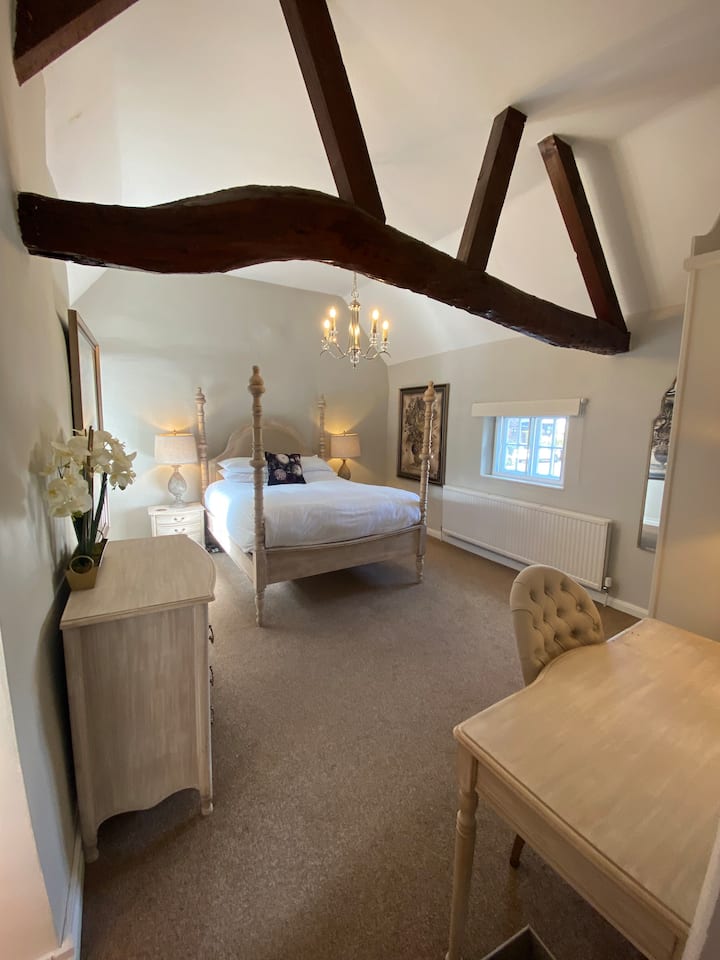 Wysteria Cottage Houses for Rent in Buckinghamshire, England, United