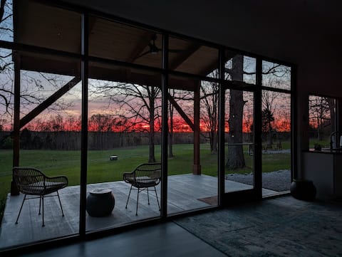 Peaceful, Romantic Getaway in Nature