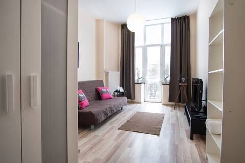 Popular Airbnb listing: Dreaming of Łódź in łódź Polesie