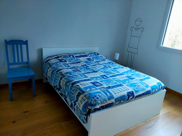 Стая на горния етаж: 1 двойно легло: 140 x 190