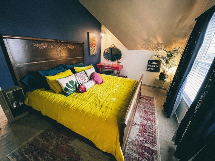 Austin room in White Oak Lodge