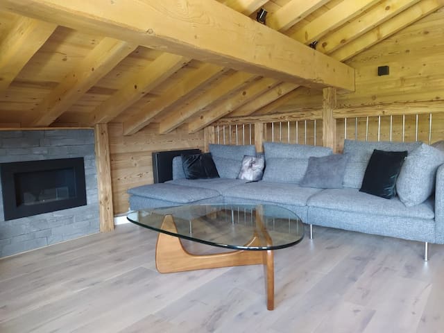 Entire home with 2 bedrooms in Moutiers - Appartement 70 m²