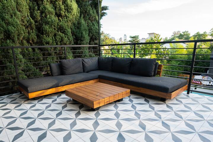 The Silverlake Pool House gallery image 4