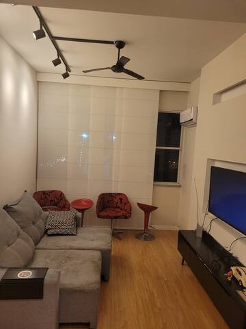 Excelente AP no Leblon