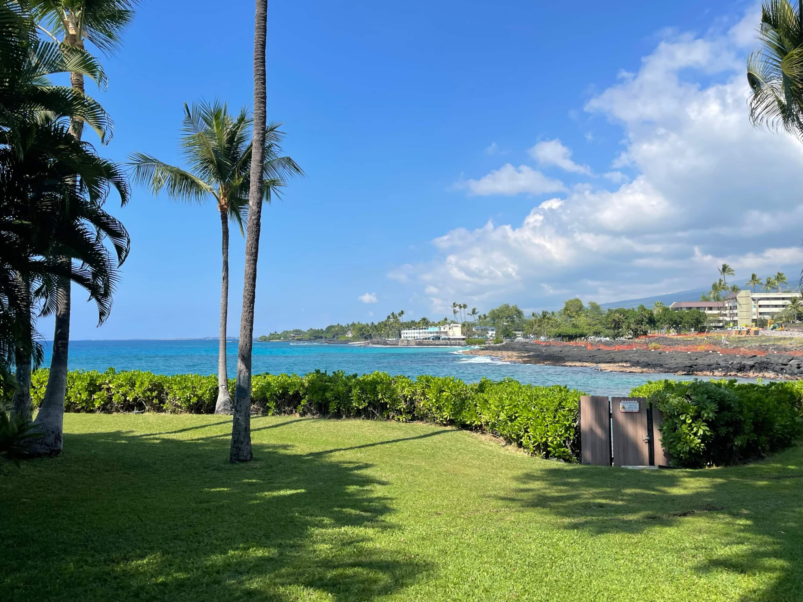 Home in Kailua-Kona · ★4.89 · 3 bedrooms · 3 beds · 3 baths - Image 30