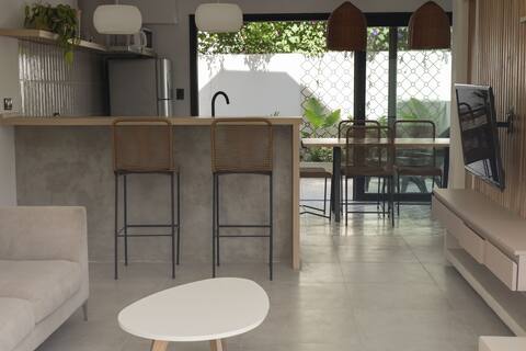 Design duplex 100mts from the sea