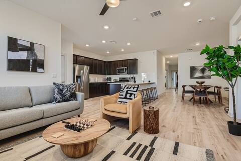 Brand NEW Modern & Stylish home