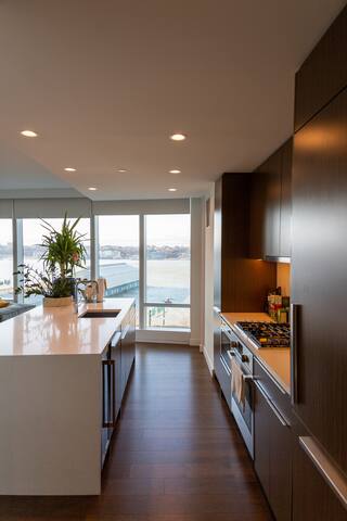 Corporate Paradise gallery image 4