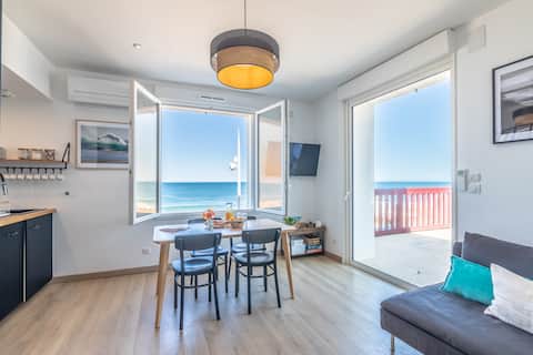 Airbnb performant: Beachfront stylish apartment w/ ocean view terrace à Soorts Hossegor