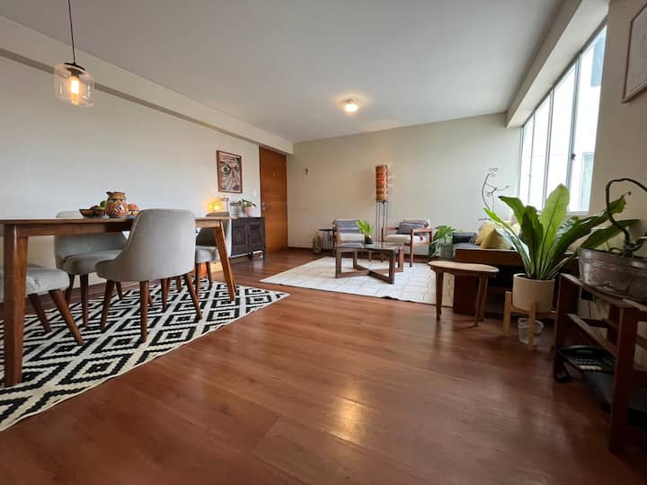 Lindo Depa En Condominio Privado - Lima