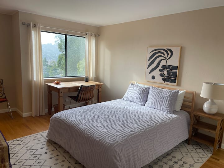 غرفة نوم الضيوف