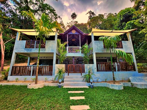 Jungle Villa