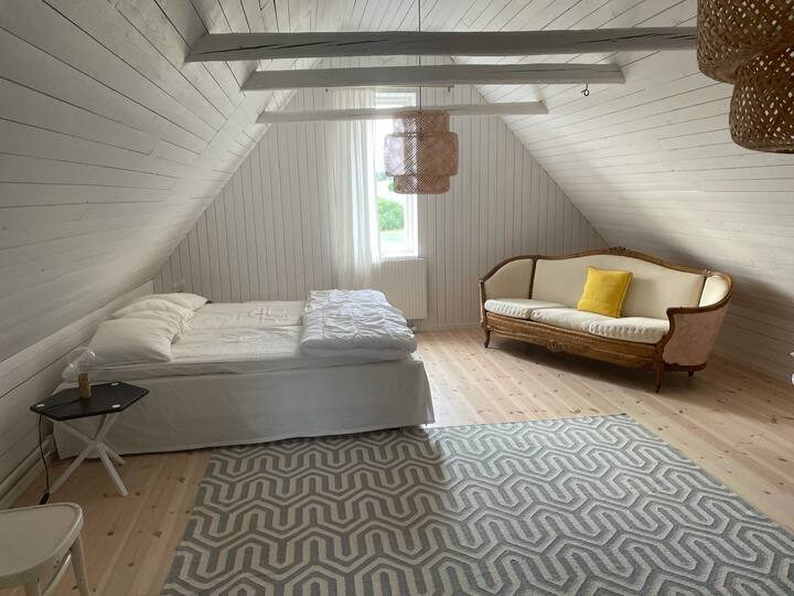 Спалня на горния етаж