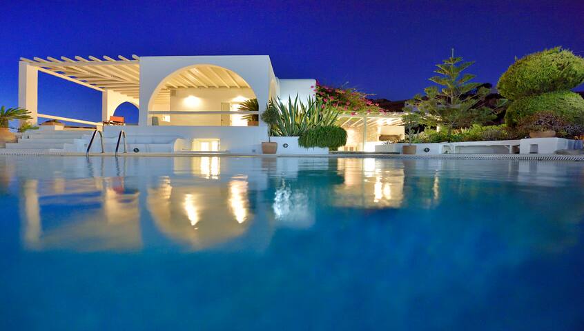 Villa Delos gallery image 4