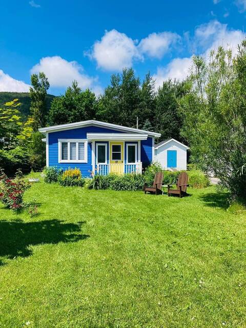 Perfectly located home in the heart of Gros Morne
