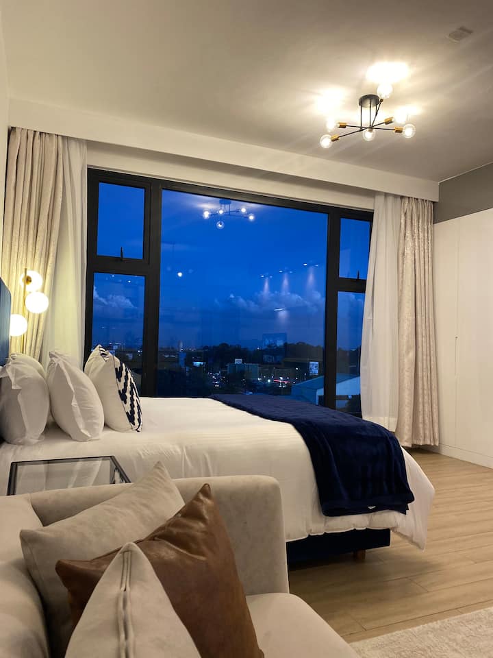 Modern & Lux Studio Apt W/ Pool, Gym & City Views Flats for Rent in