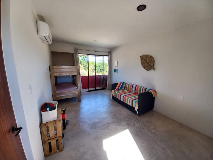 Recamera 3 - planta alta
con litera y sofa cama
