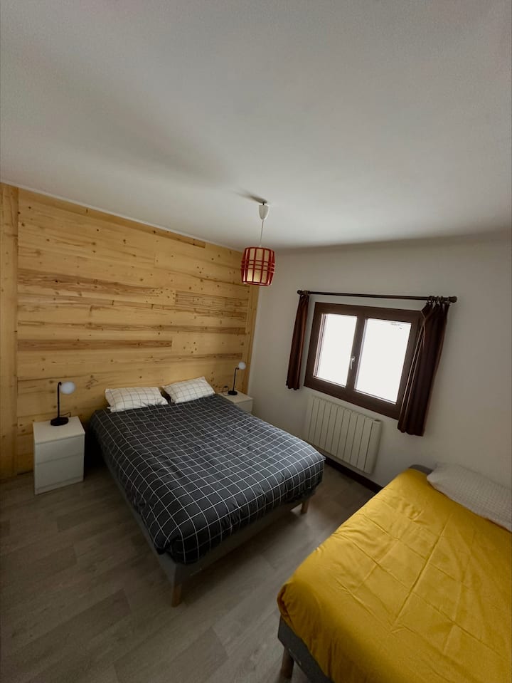 Спалня 1 : 3 - ма души