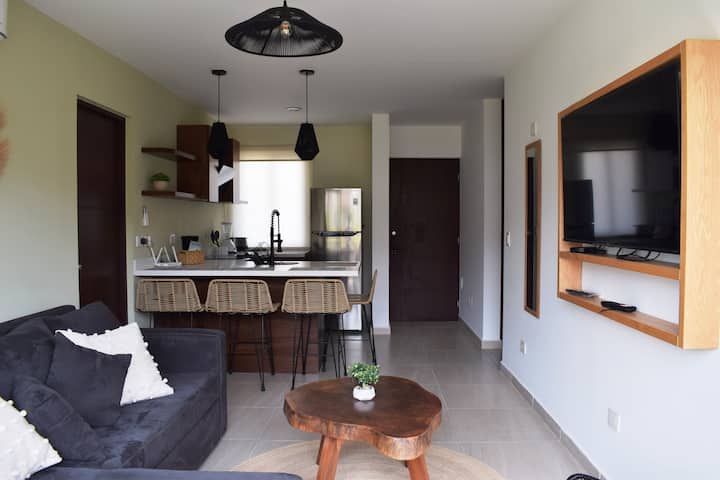 内側からバルコニーから眺めることができます。