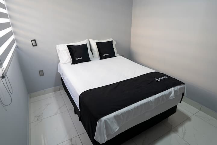 2 - ра спалня