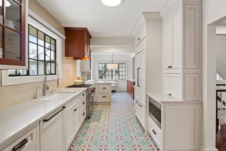 The Suites at 3NG – The Bridal Suite gallery image 5