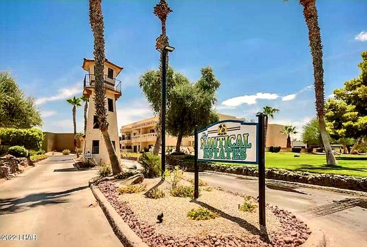 Welcome To The Island Lake Life!