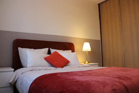 Spacious/Comfortable Apartment 6P