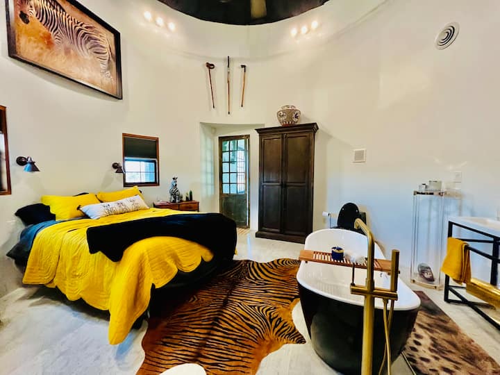 1-as miegamasis - šeimininko miegamasis 