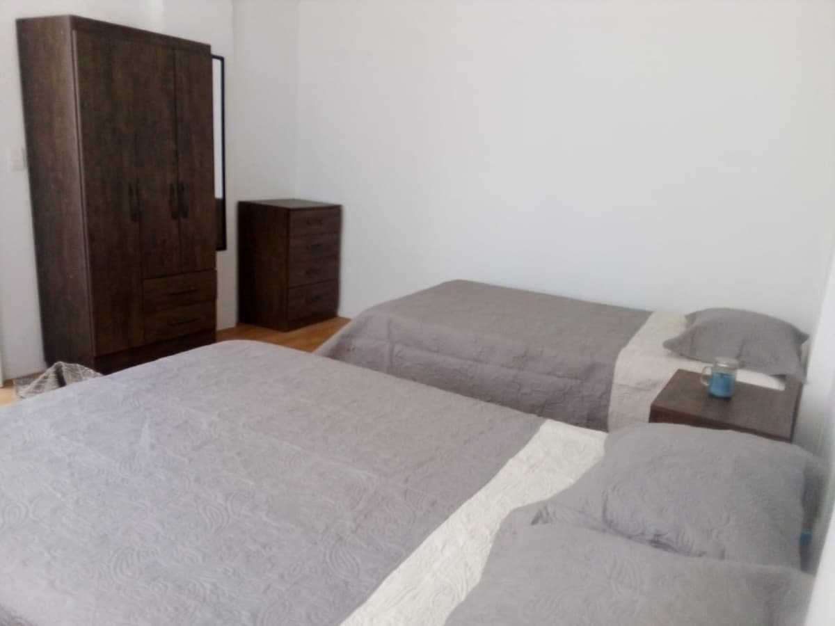 საძინებელი 1