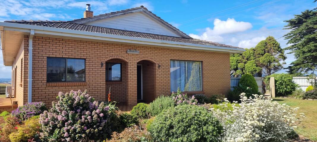 Table Cape Farm House gallery image 2