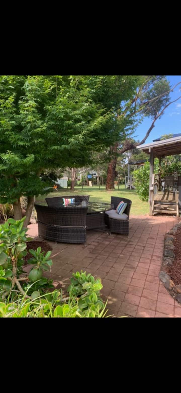 Bay Cottage Houses for Rent in Cowes, Victoria, Australia Airbnb