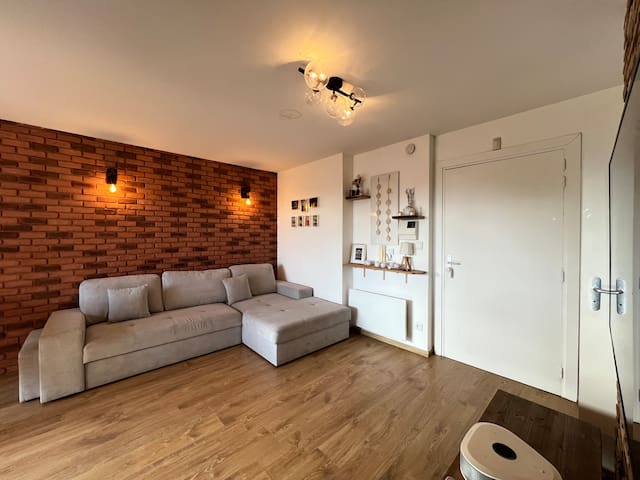 Emilie & Jordan managed Airbnb listing 3