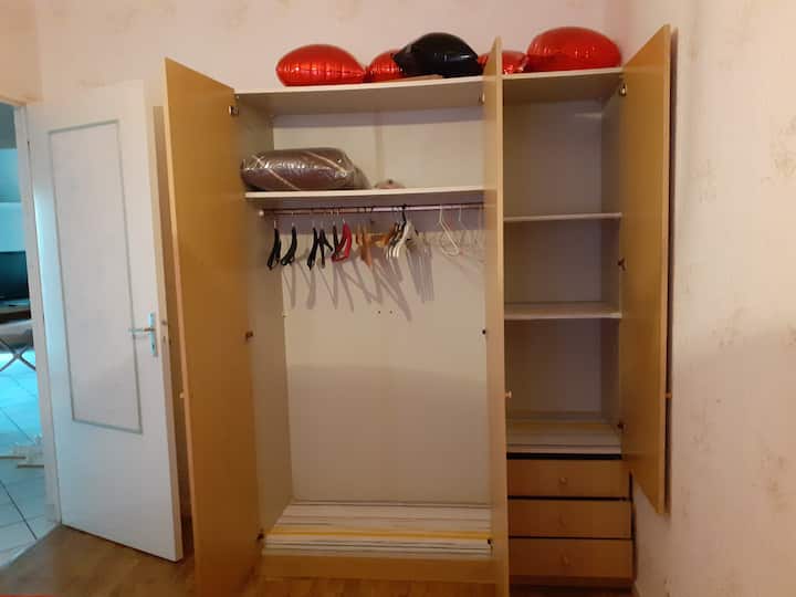 Veľký šatník v spálni 