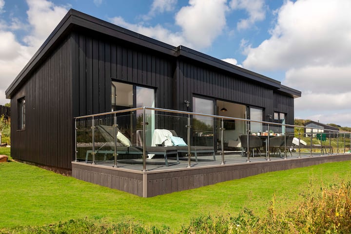 6 Berth Barn 3 Bed With Hot Tub Pet Free - Cornualha